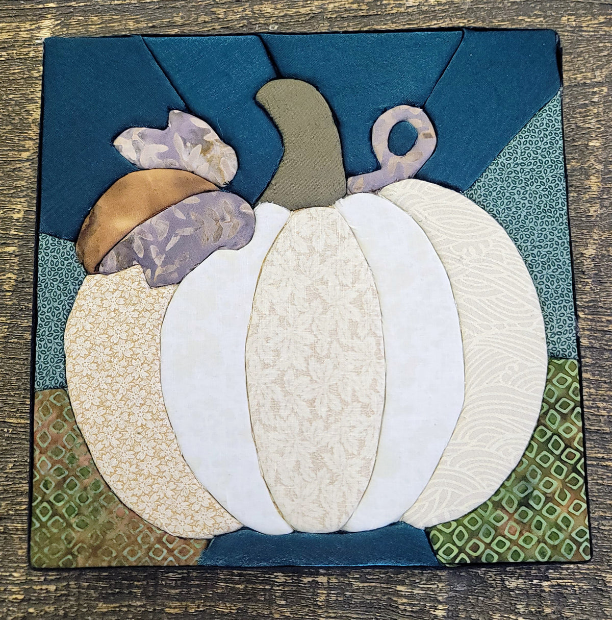 Pumpkin Kinusaiga Art Kit 8" x 8"